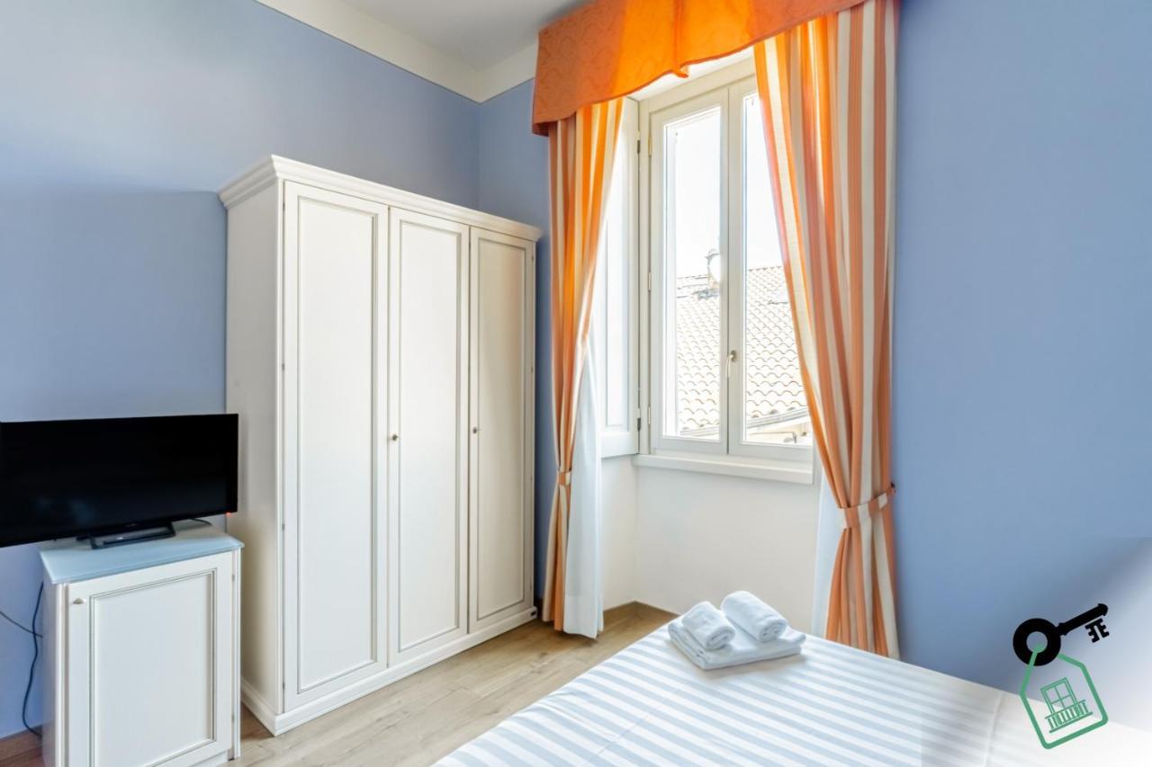 Hotel Rooms Lago Maggiore Verbania Exterior photo